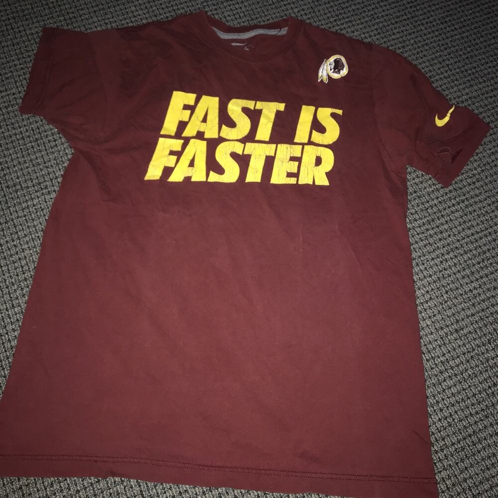 Washington Redskins Nike Standard‎ Fit Medium Tee Shirt “fast is faster”